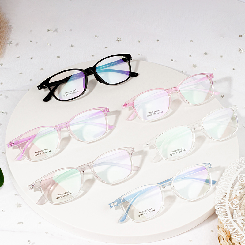 popular eyeglass frames for women