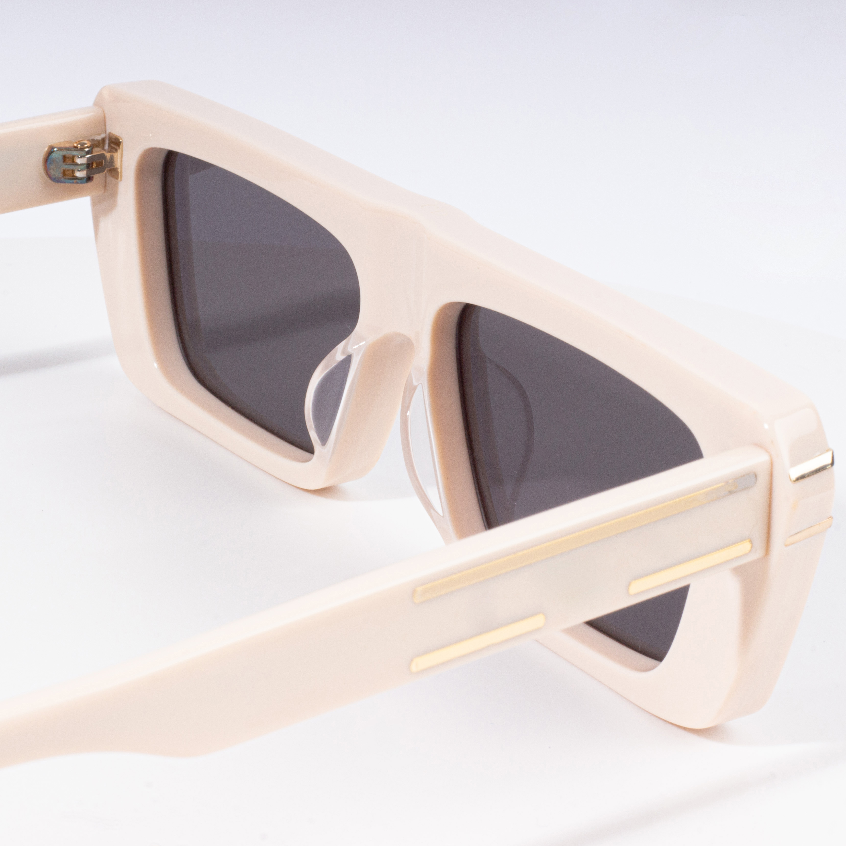 women sunglasses