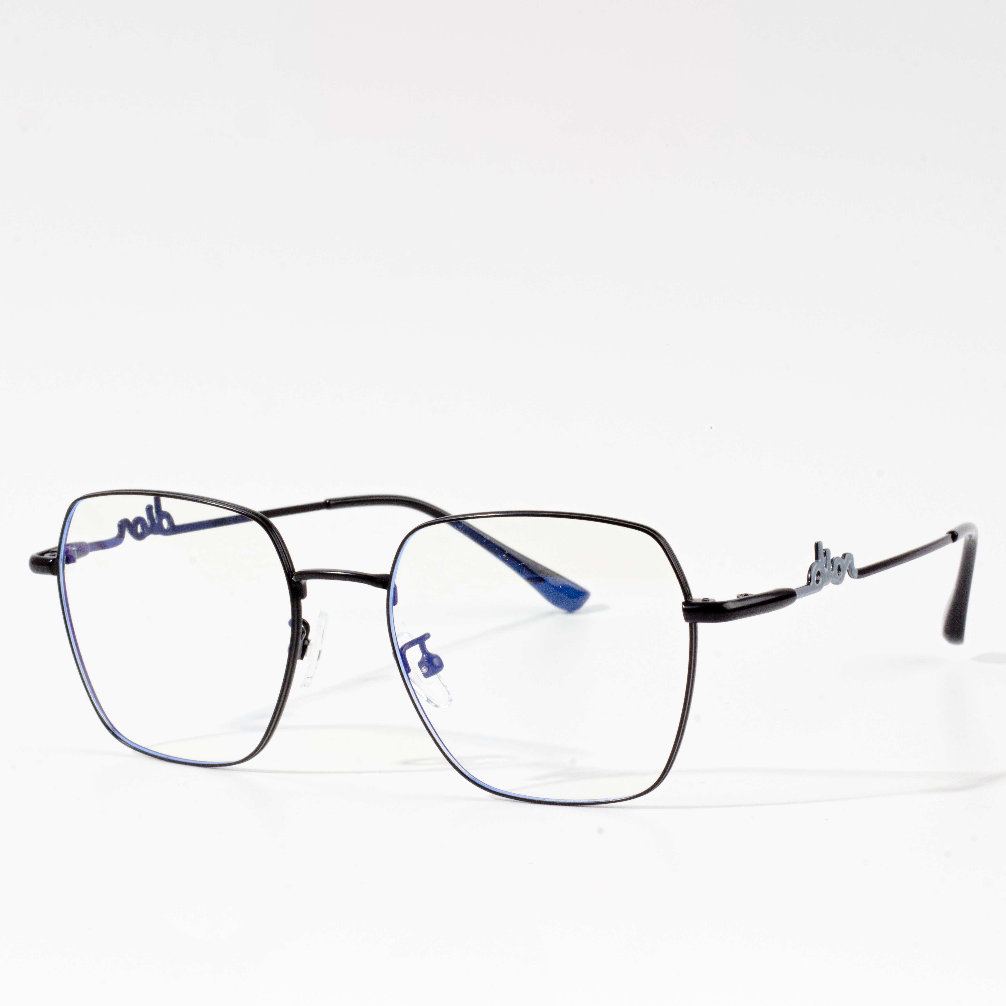 choosing eyeglass frames