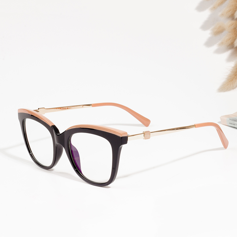 eyeglass frames for women 2023
